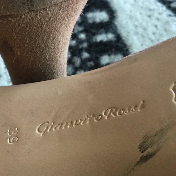 Gianvito Rossi Suede D’Orsey - Picture 4 of 7